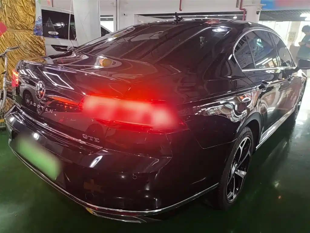 Volkswagen Magotan GTE Plug-in Hybrid 2022 GTE Luxury фото 7