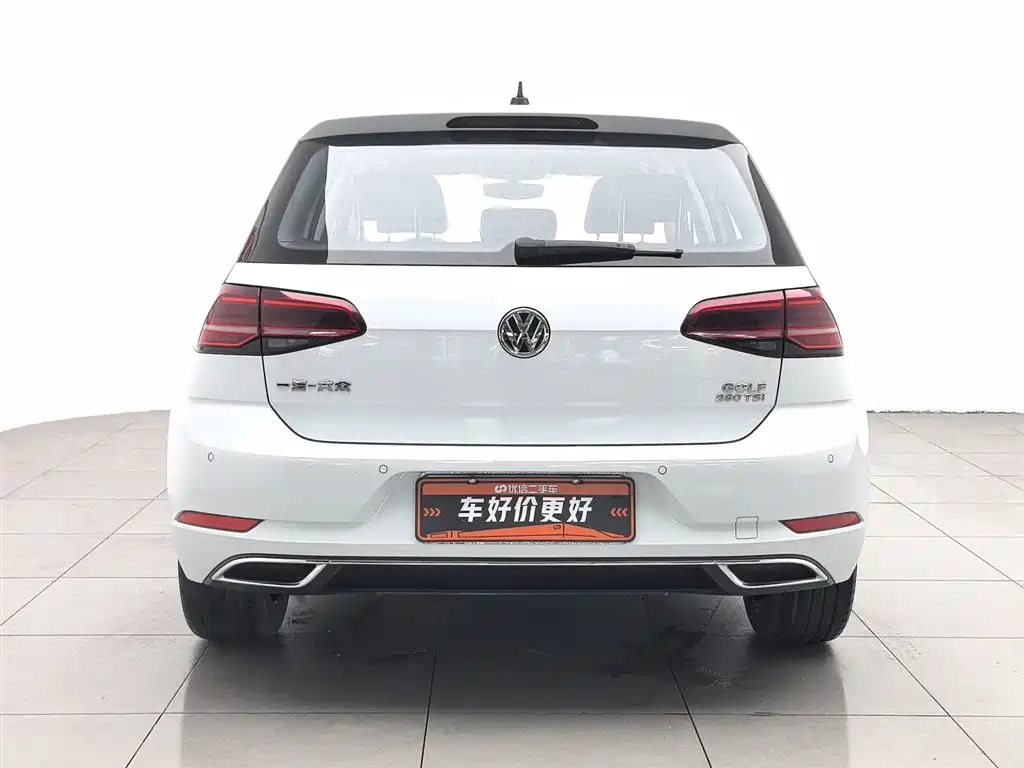 Volkswagen Golf 2020 Beloved Edition 280TSI DSG Luxury фото 4