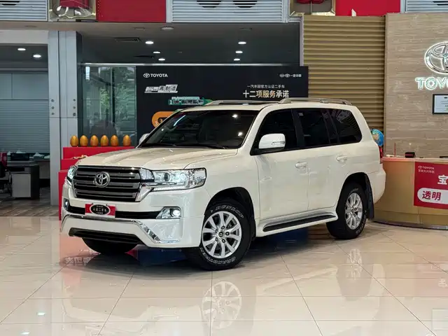 TOYOTA LAND CRUISER