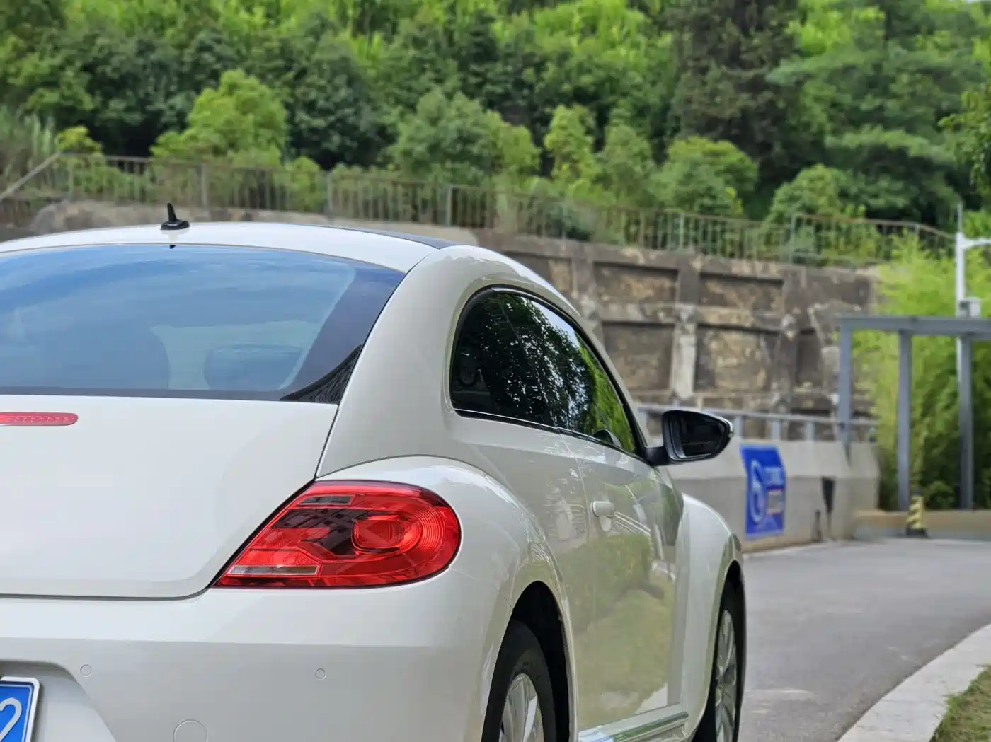 Volkswagen Beetle 2014 1.2TSI Comfort Edition фото 27