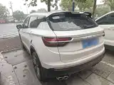 Фото 5 - Geely Coolray