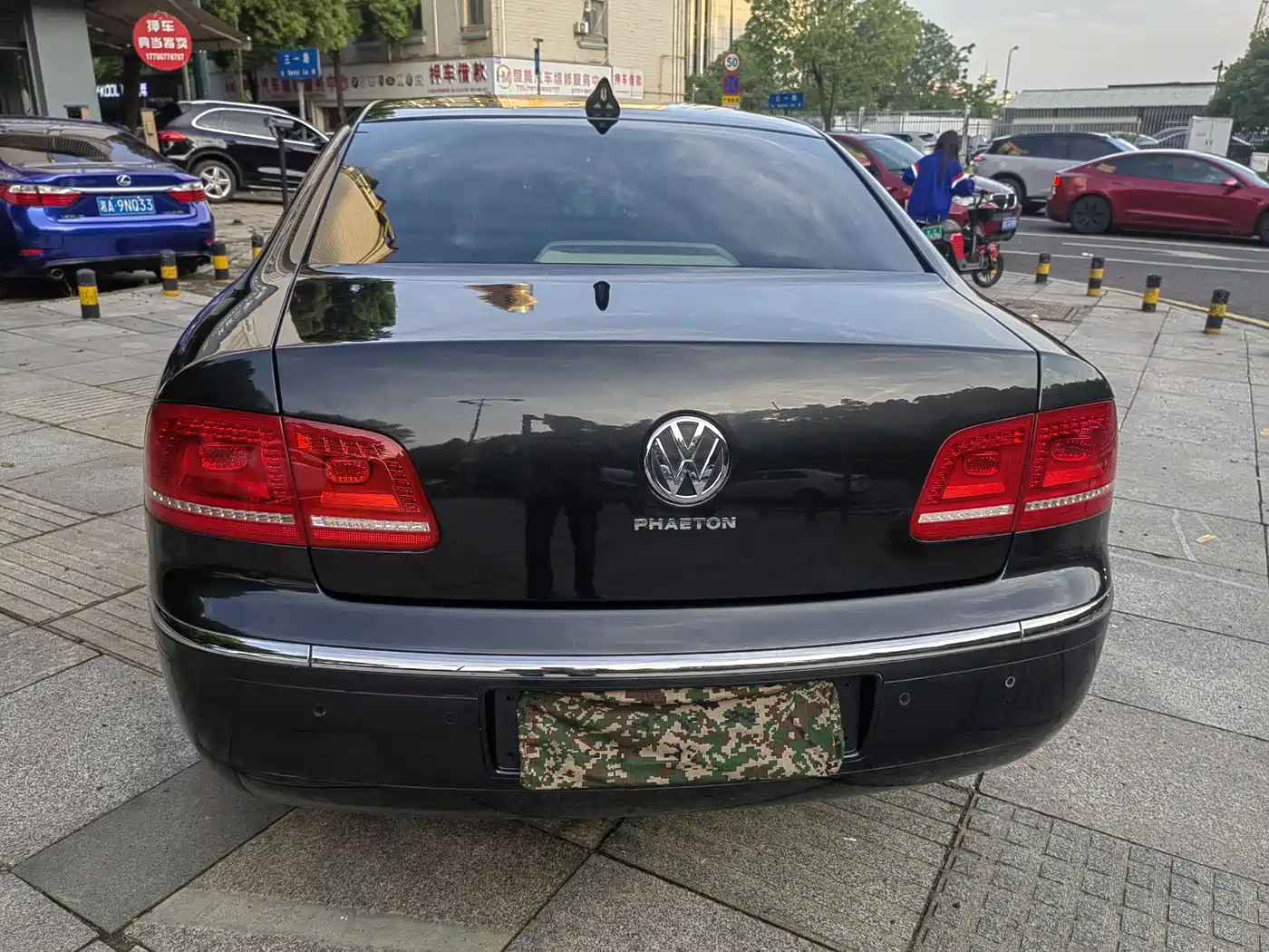 Volkswagen Phaeton 2011 3.6L V6 5-seat Extended Business Edition фото 8