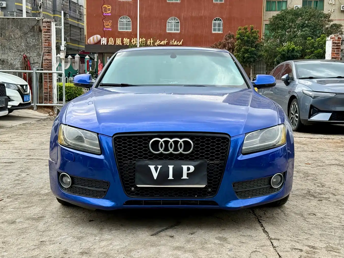 Audi A5 (Import) 2010 2.0TFSI Coupe фото 11