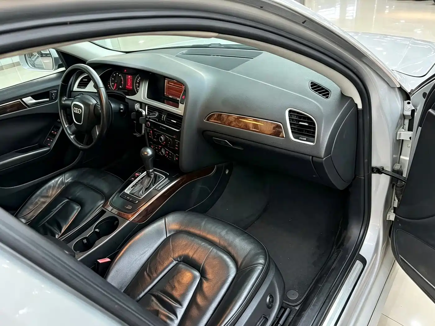 Audi A4L 2011 2011 2.0 TFSI Comfort