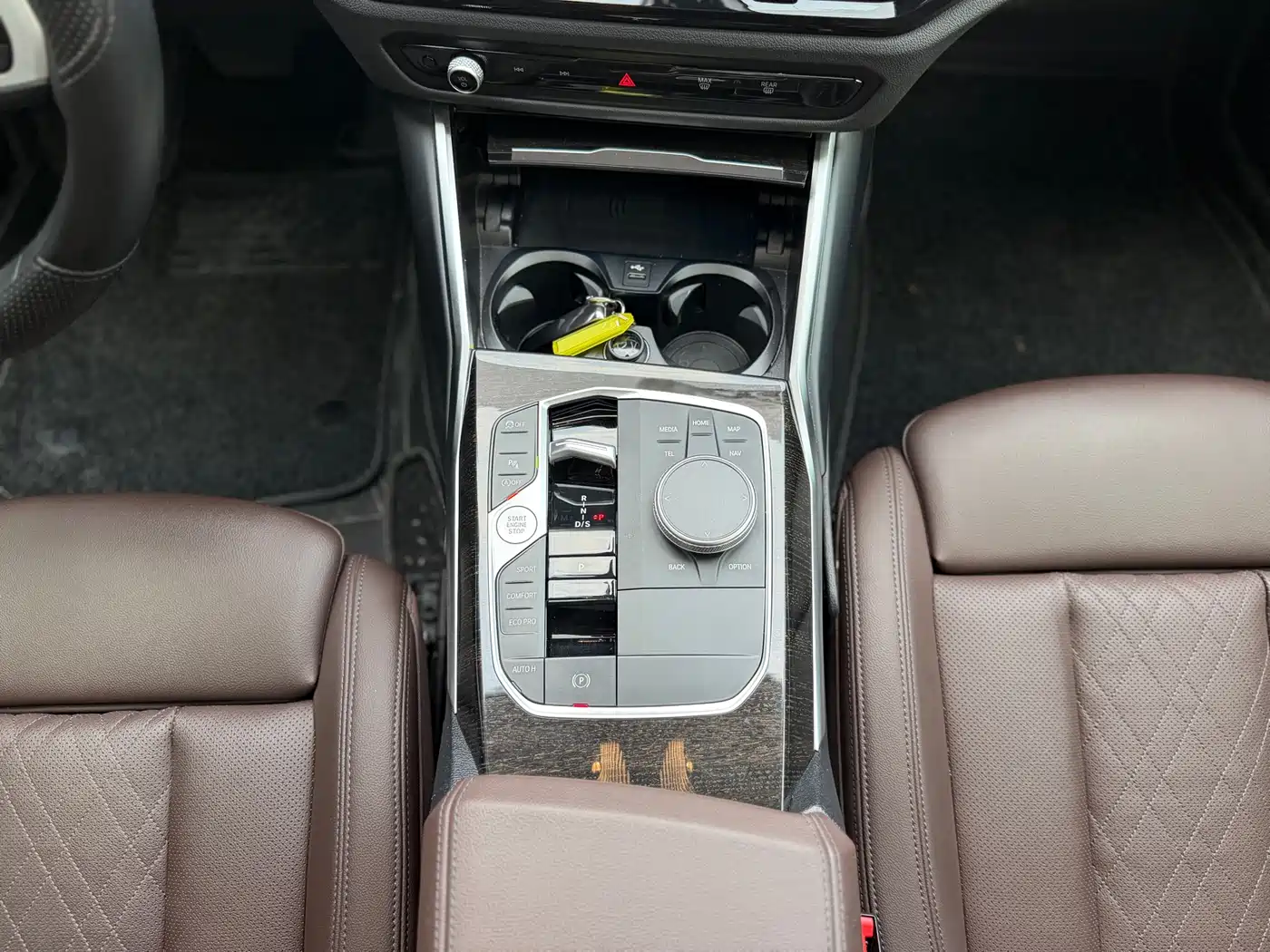 BMW 3 Series 2023 325Li M Sport Package фото 15