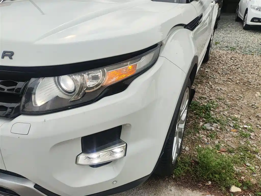 Land Rover Range Rover Evoque (Import) 2014 2.0T 5-door Brilliance Sport фото 22