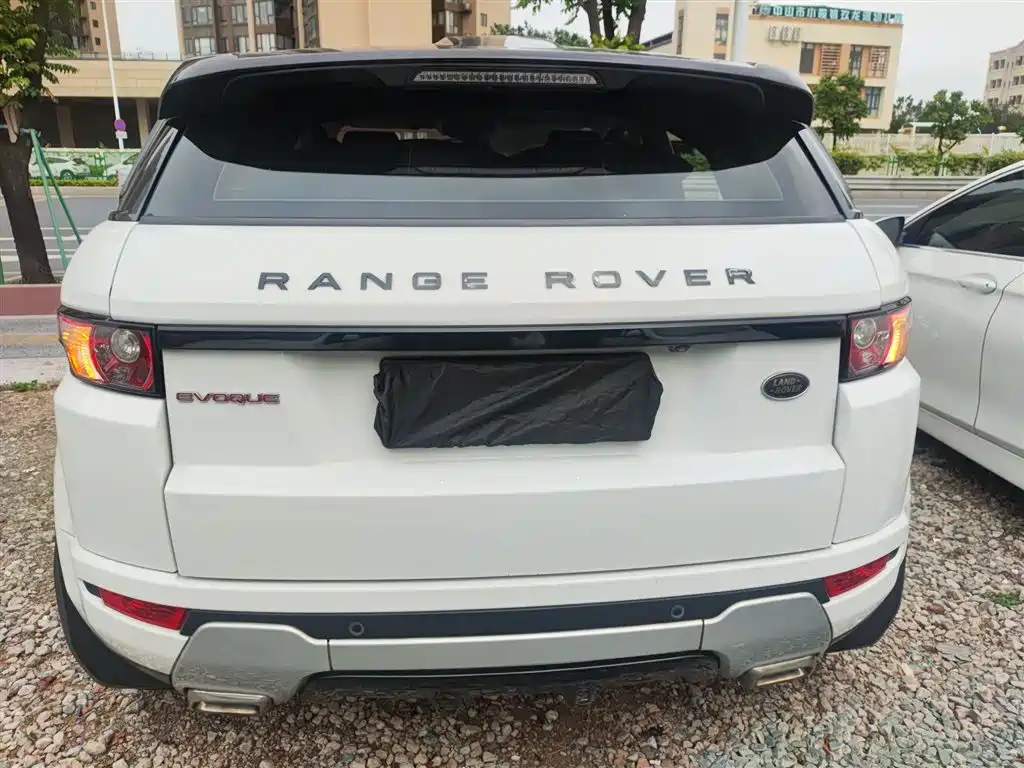 Land Rover Range Rover Evoque (Import) 2014 2.0T 5-door Brilliance Sport фото 4