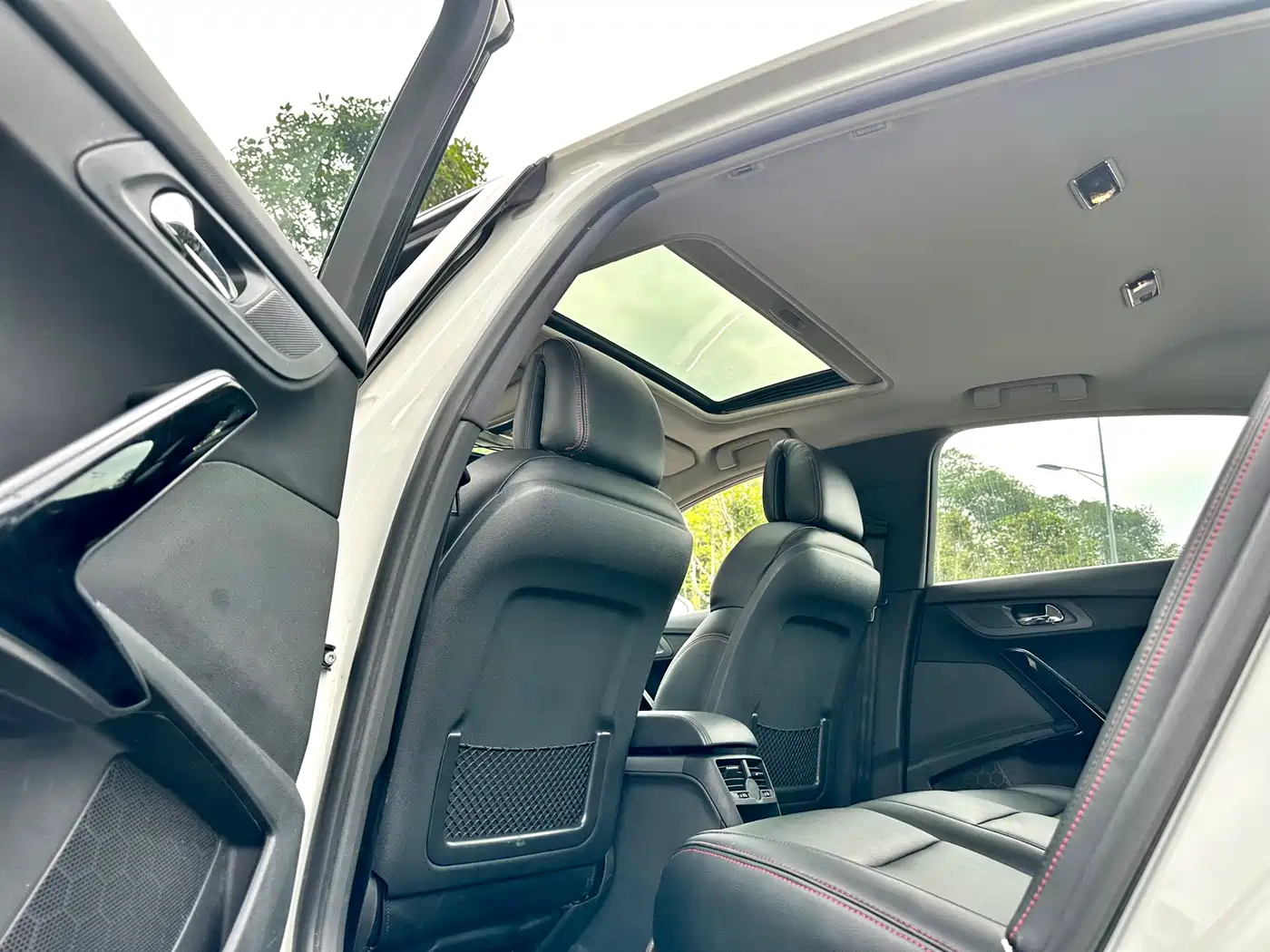 Peugeot 508 2013 2.0L 2nd Anniversary Auto Sunroof Classic Edition фото 30