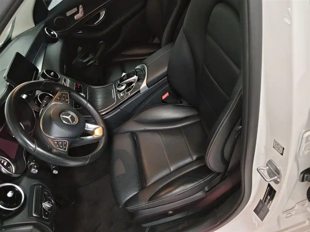 Mercedes-Benz C-Class 2017 Facelift C 200 L Sport Edition фото 15