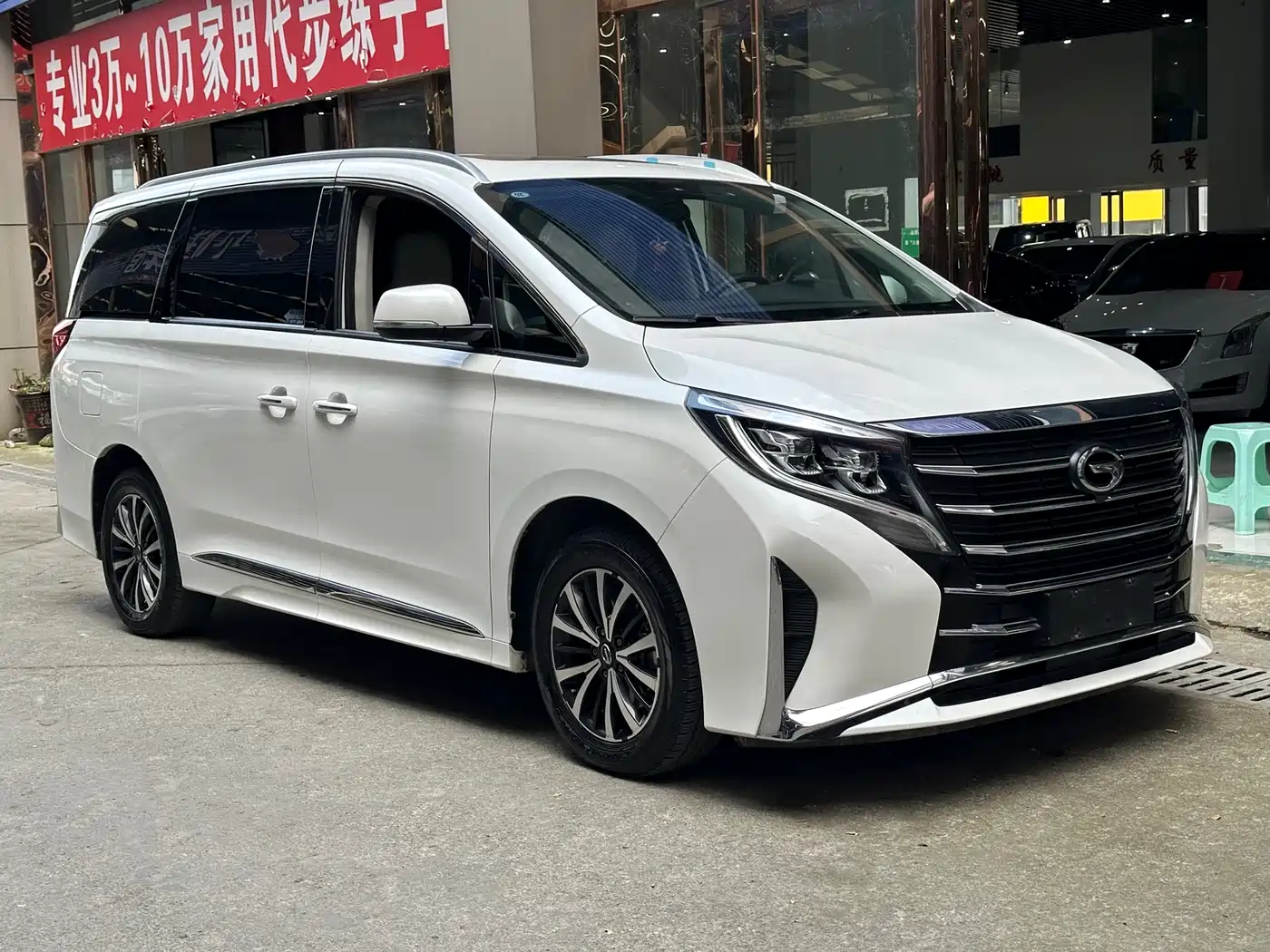 GAC Trumpchi Trumpchi M8 2021 Leading Show Series 390T Luxury Edition фото 3