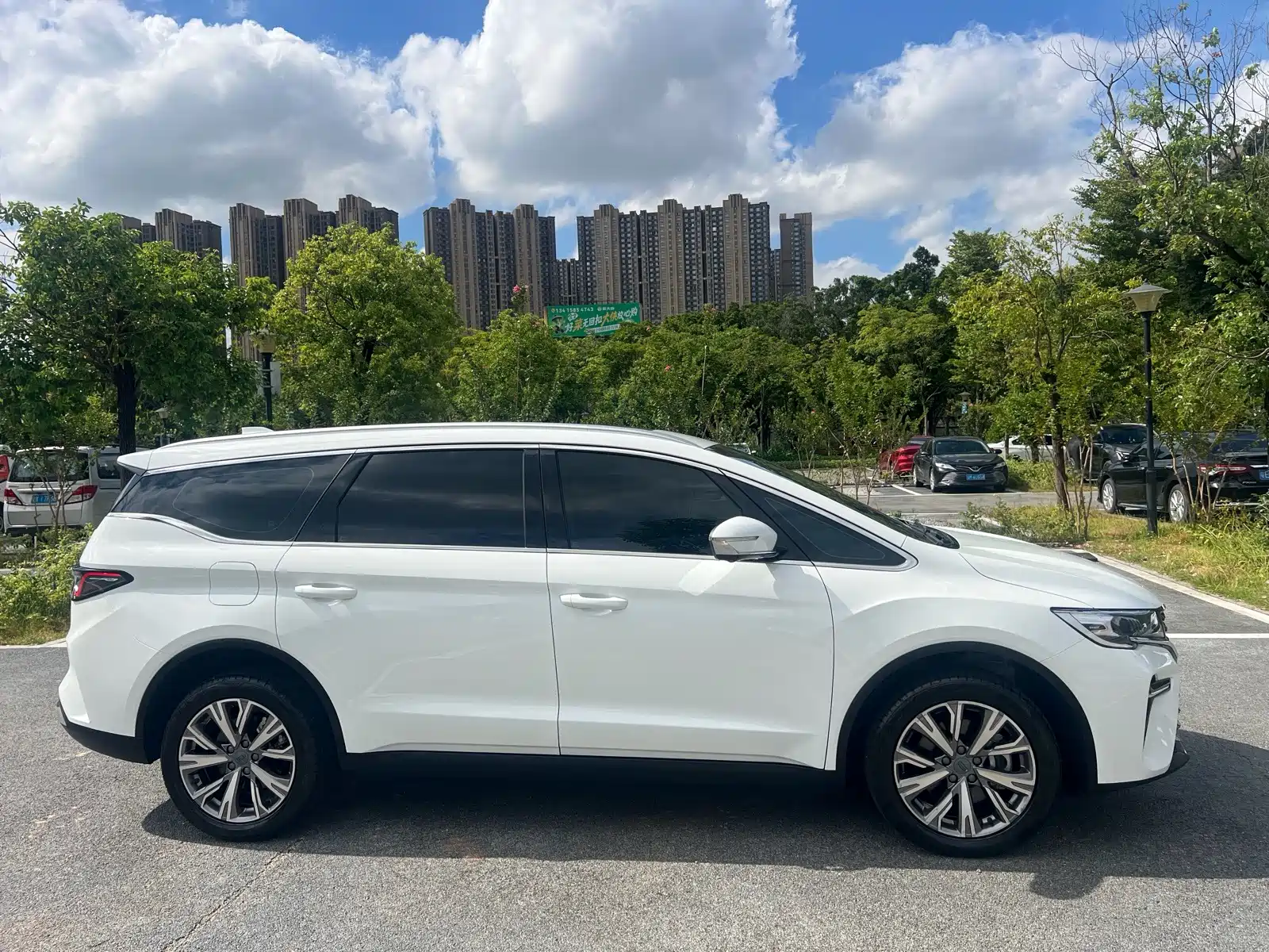 Photo 8 - Geely Jiaji