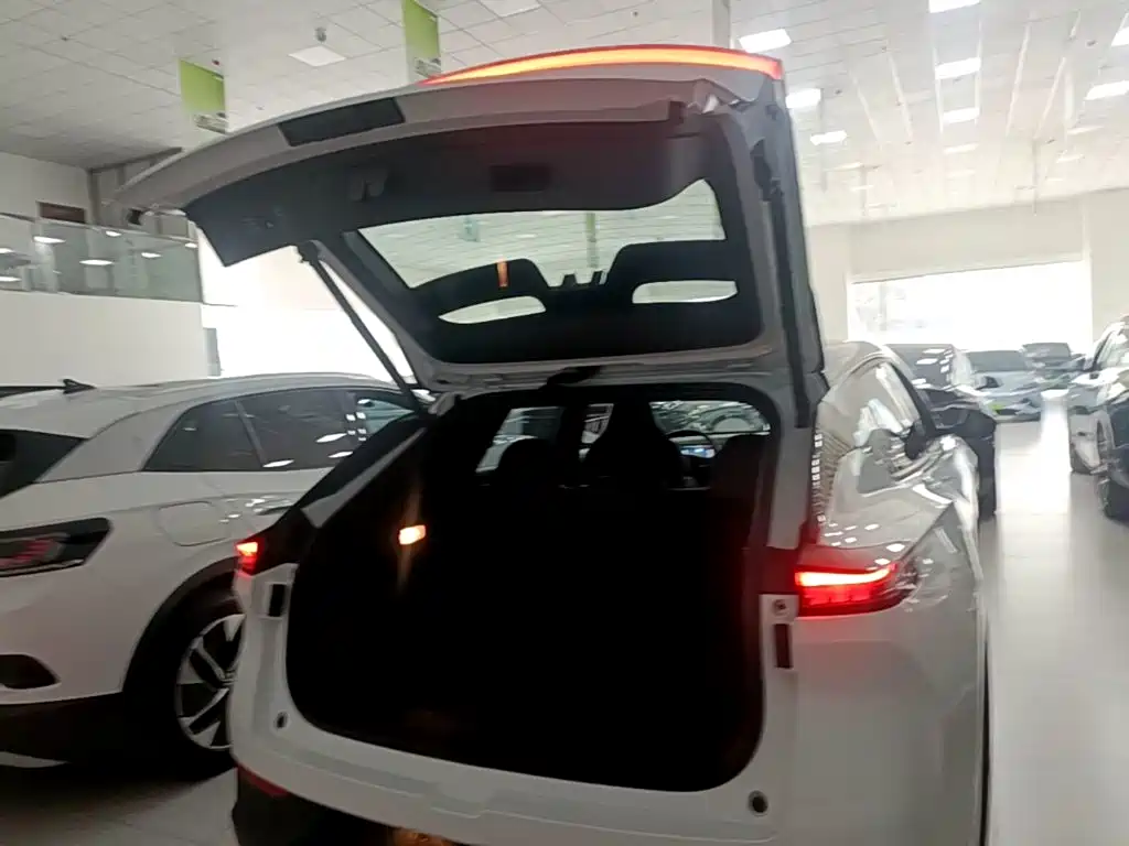 Photo 19 - Dongfeng Aeolus Dongfeng Fengshen L7