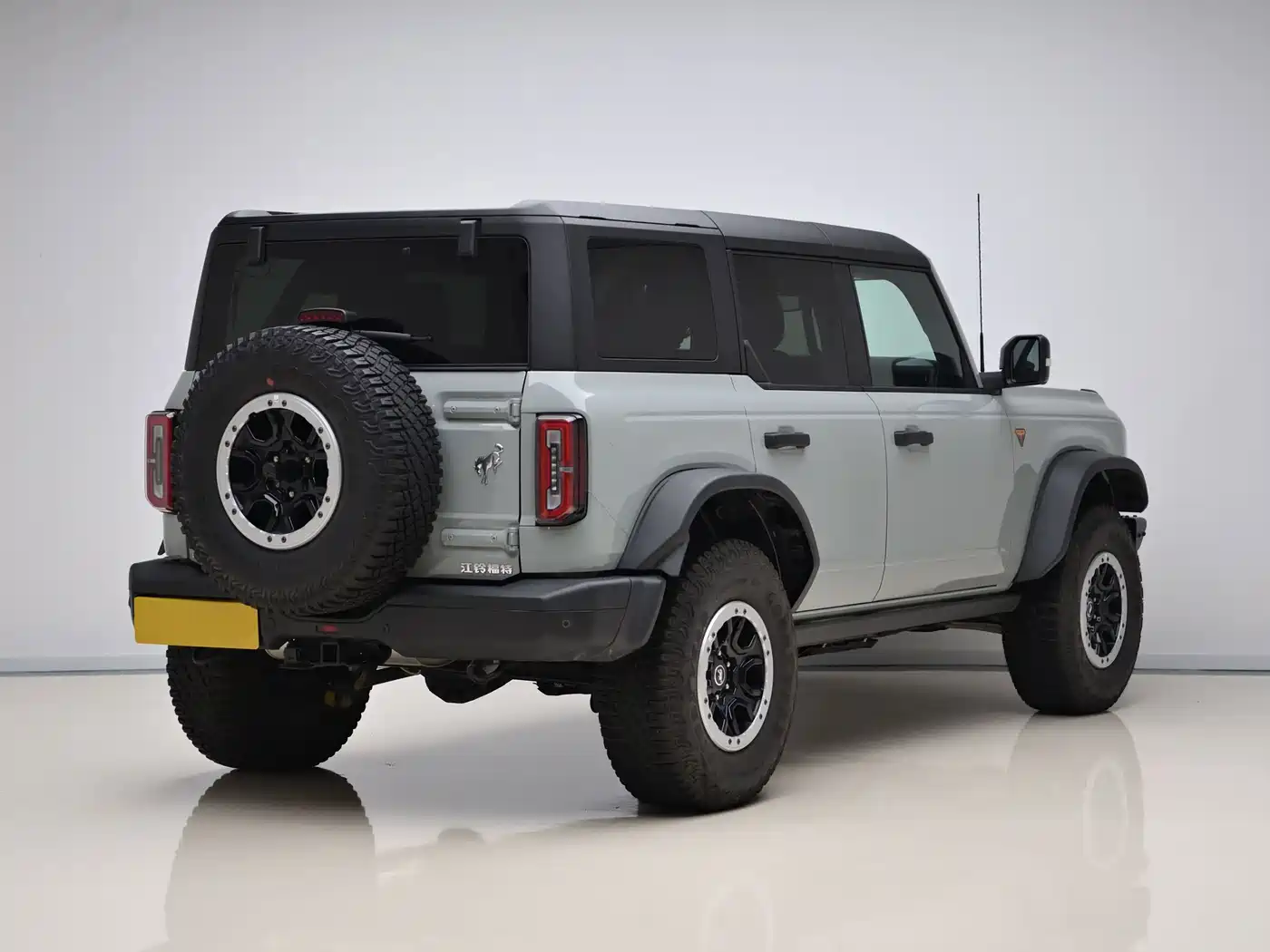 Ford Bronco 2025 2024 2.3T Badlands