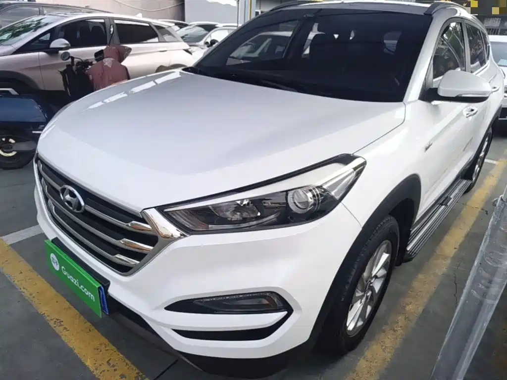 Hyundai Tucson 2015 1.6T Dual Clutch 2WD Smart фото 2