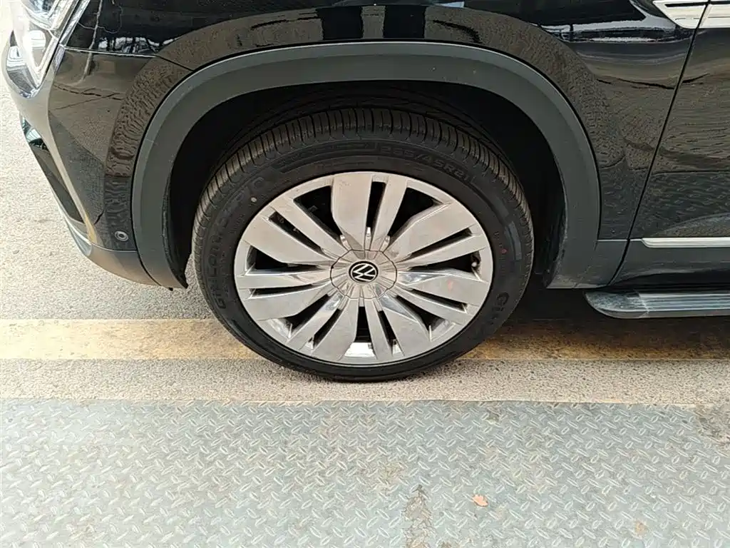صورة 23 - Volkswagen Teramont