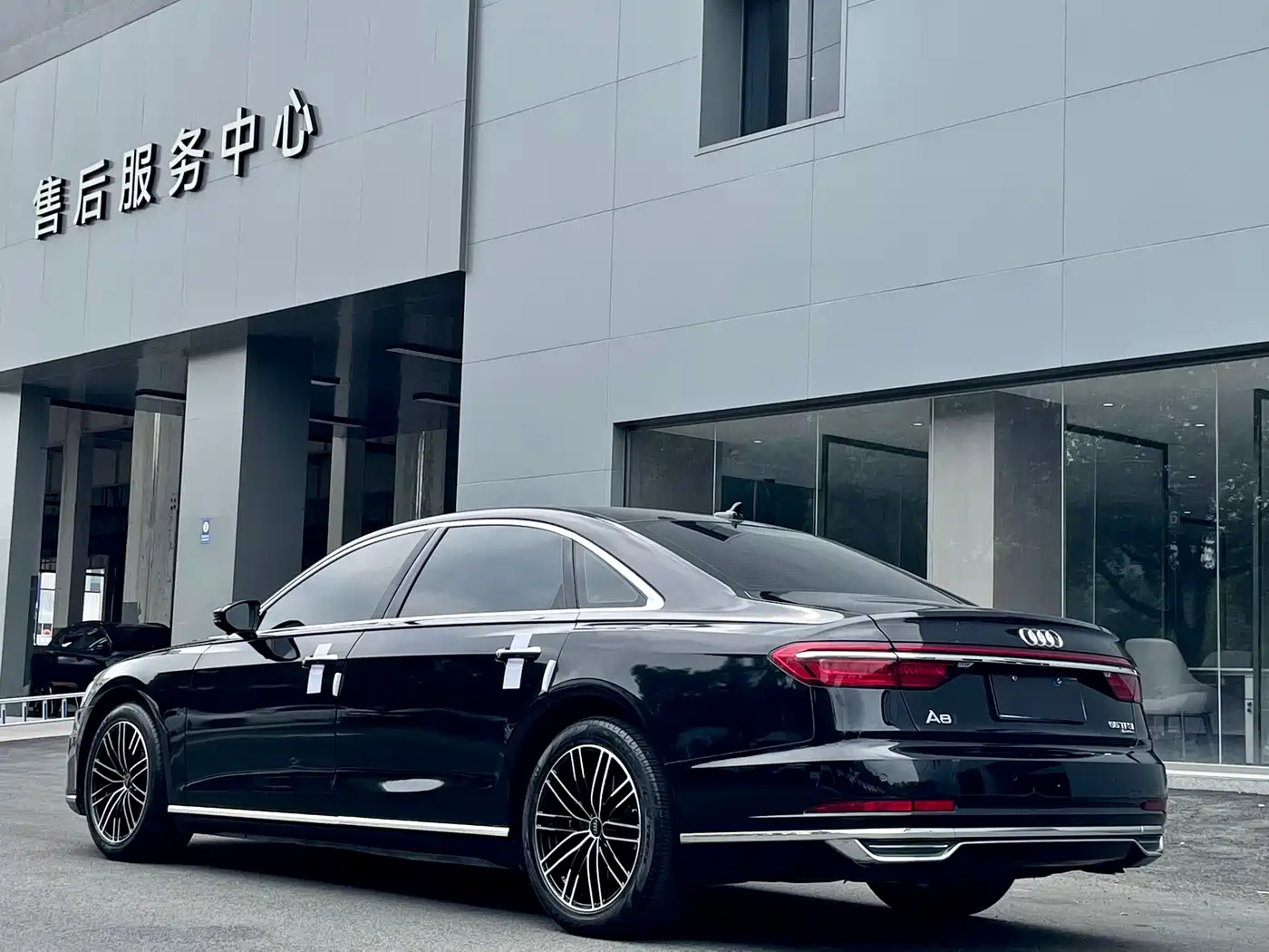 Audi A8 2019 Plus A8L 50 TFSI quattro Comfort фото 13