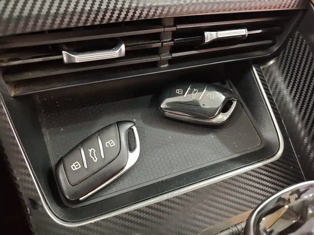 Roewe RX5 2022 2023 1.5T Honor Slide Screen Edition