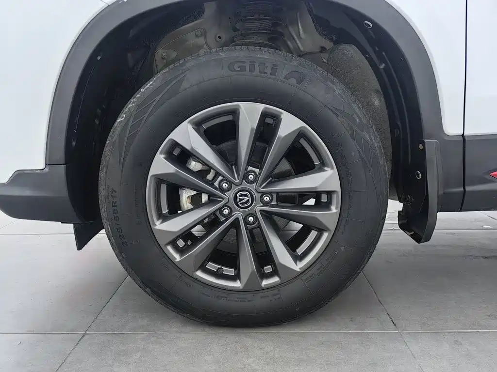 Photo 17 - Changan CS75