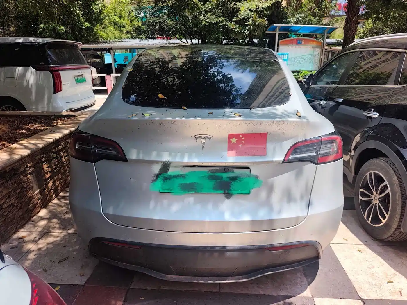 Фото 2 - Tesla Model Y