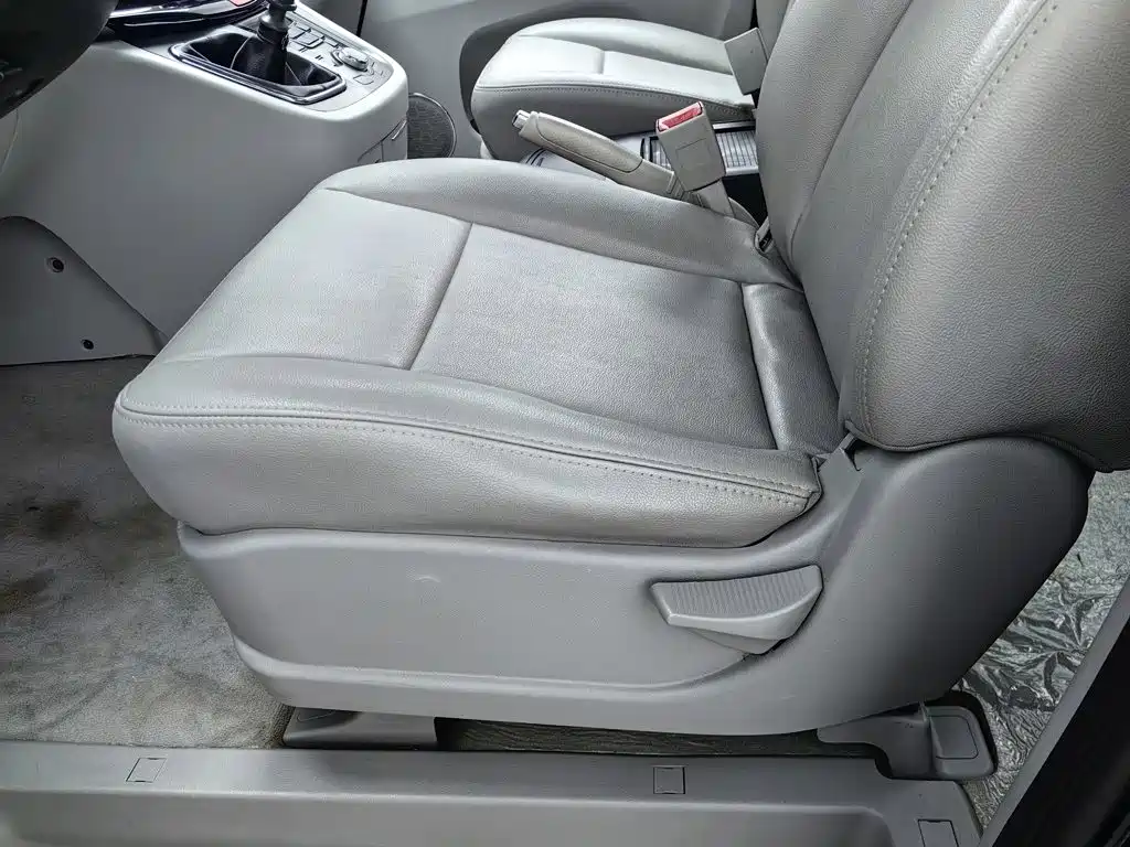 JAC Refine M5 2016 2014 Color Tour 2.0T Gasoline Manual Business