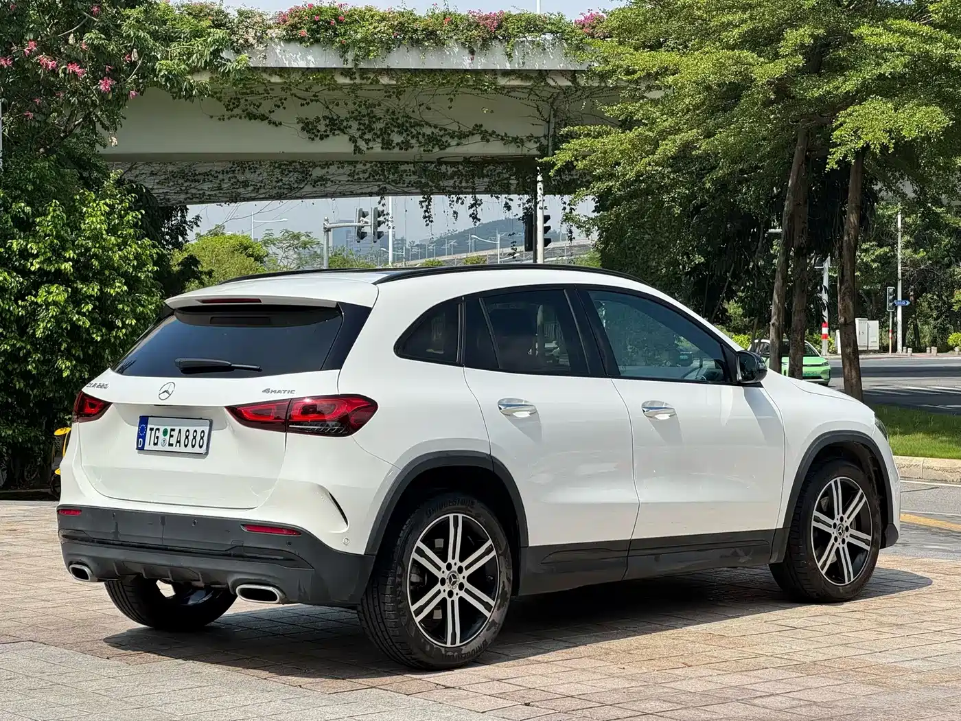 Mercedes-Benz GLA, миниатюра 4