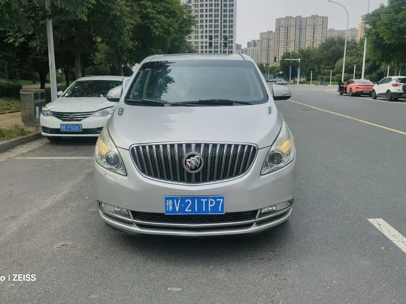 Buick GL8 2014 2.4L LT Luxury Business Executive фото 3