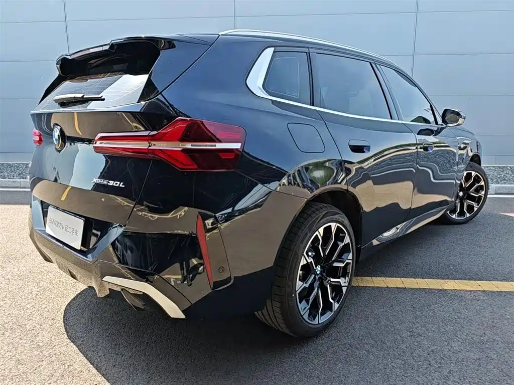 BMW X3 2025 xDrive30L Premium M Sport Package фото 3