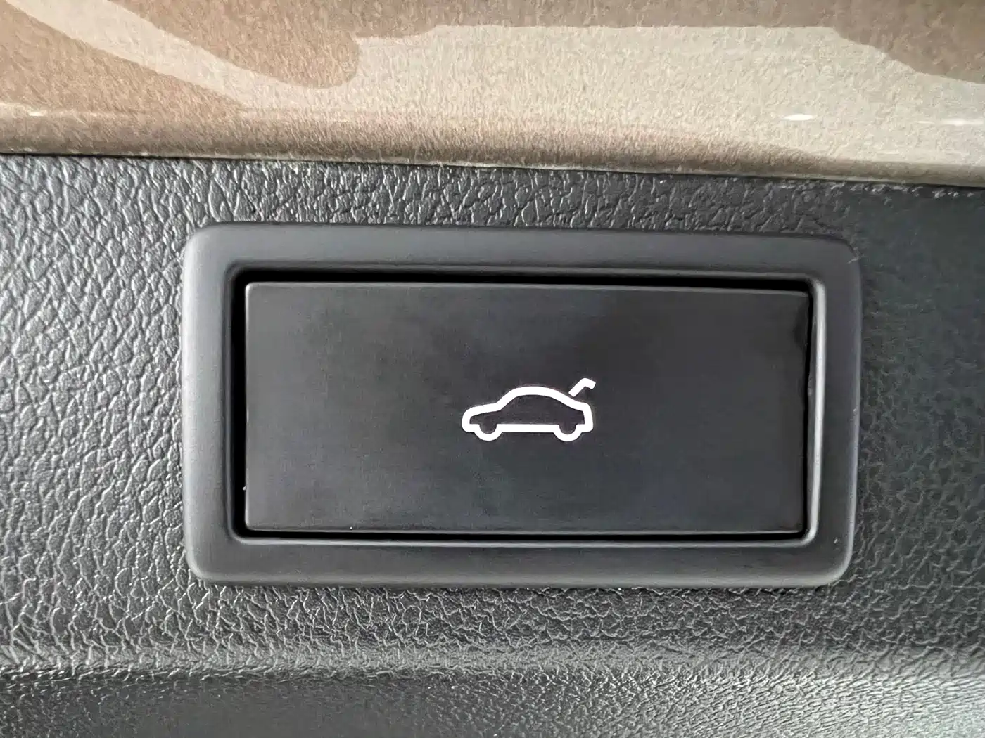 Škoda Karoq 2022 TSI280 Luxury Edition фото 20