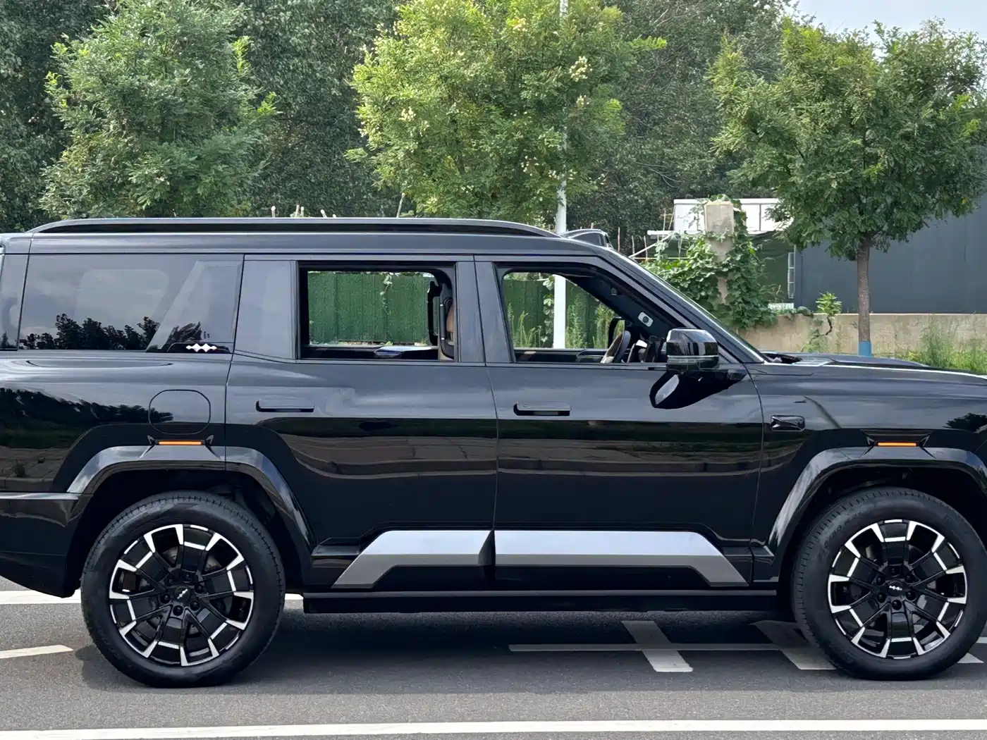 Fang Cheng Bao Leopard 8 2025 2025 Zhiyong Flagship 6-Seater