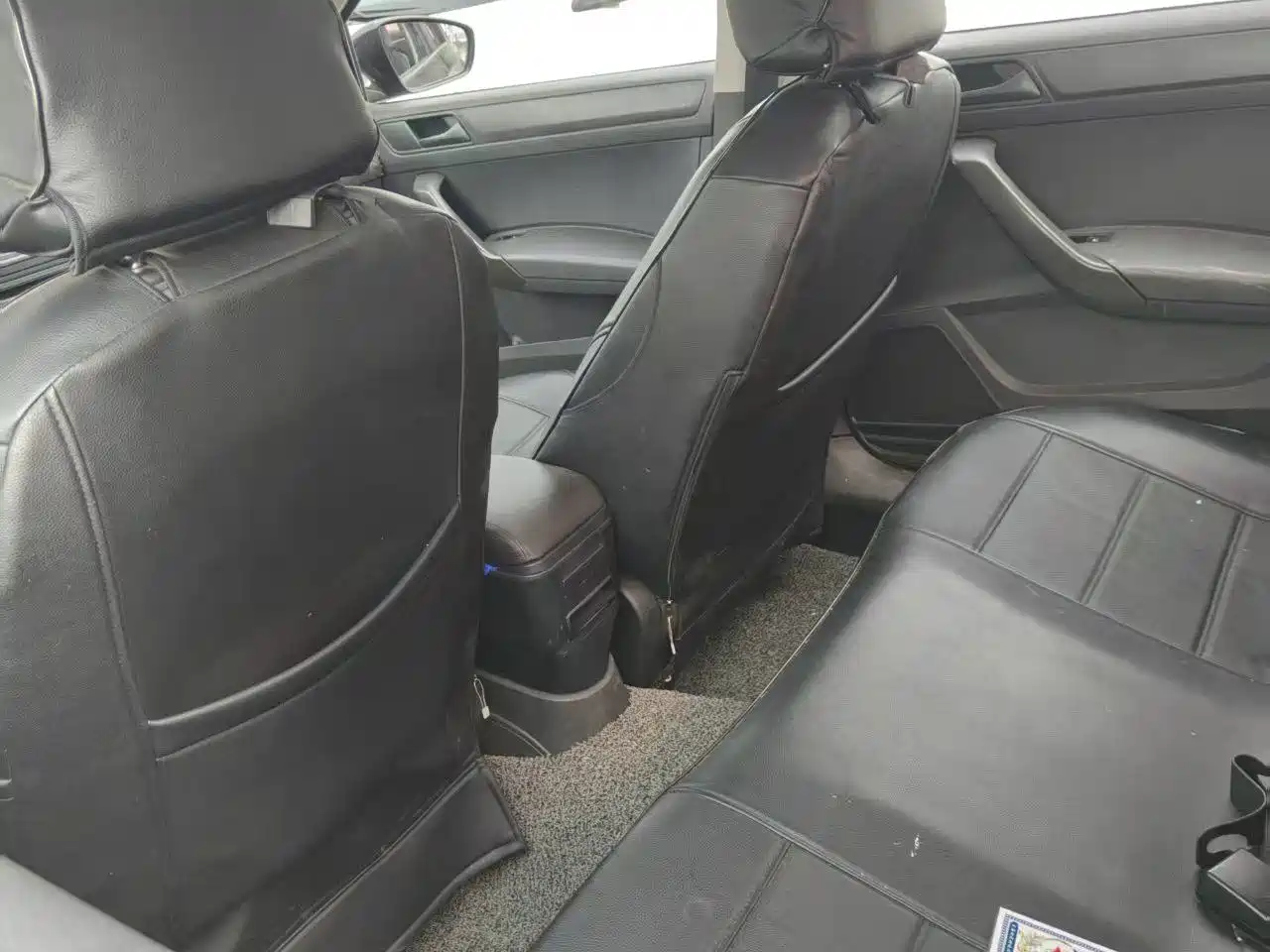 Volkswagen Santana 2015 1.6L Automatic Trend Edition фото 3