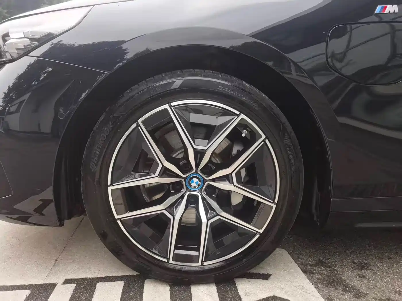 BMW i5 2024 2024 eDrive 35L Premium Model M Sport Package