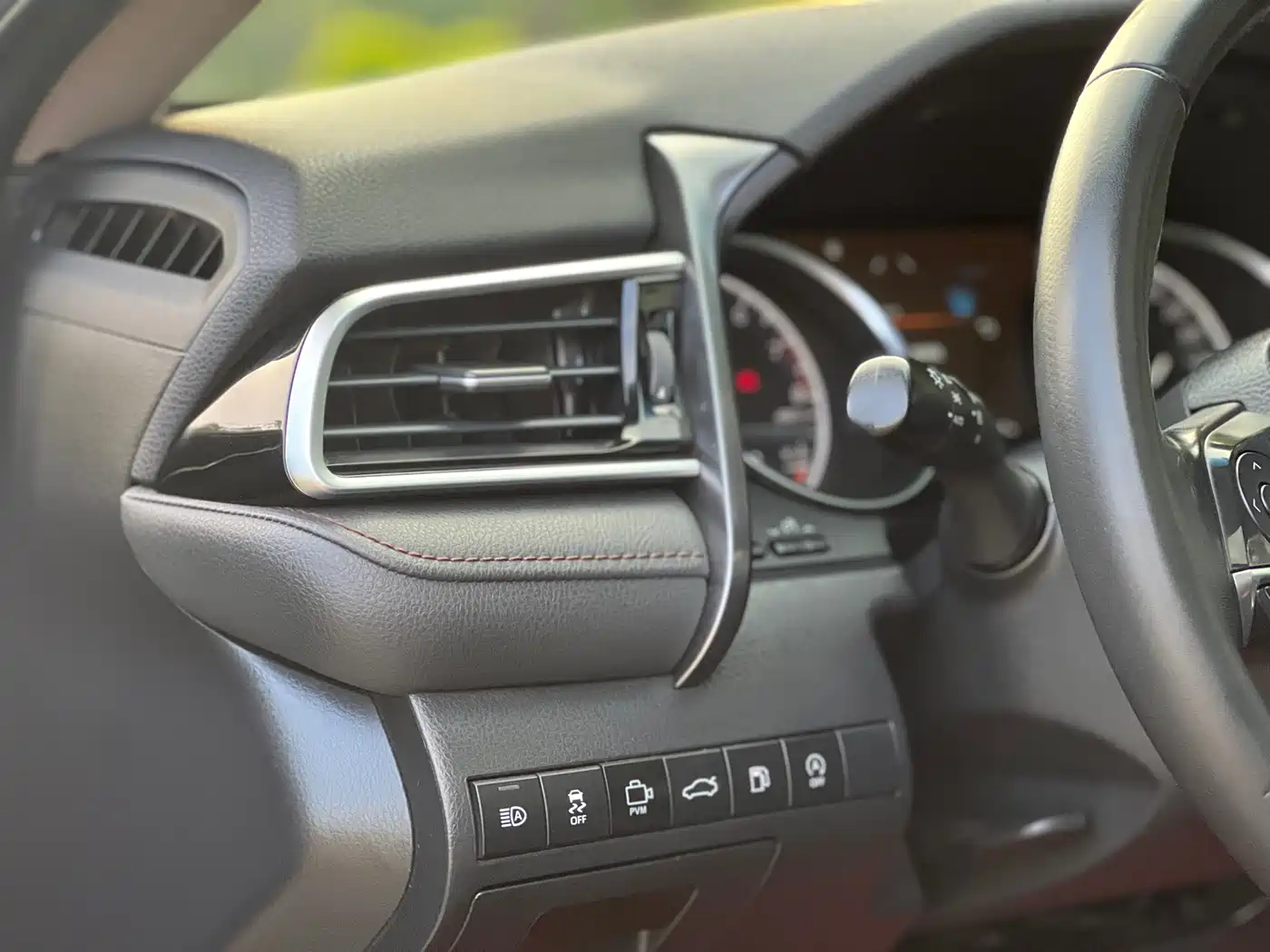 Toyota Camry 2018 2.5G Luxury Edition фото 21