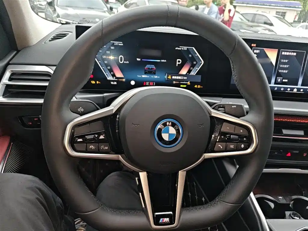 BMW i3 2025 eDrive 35 L фото 7