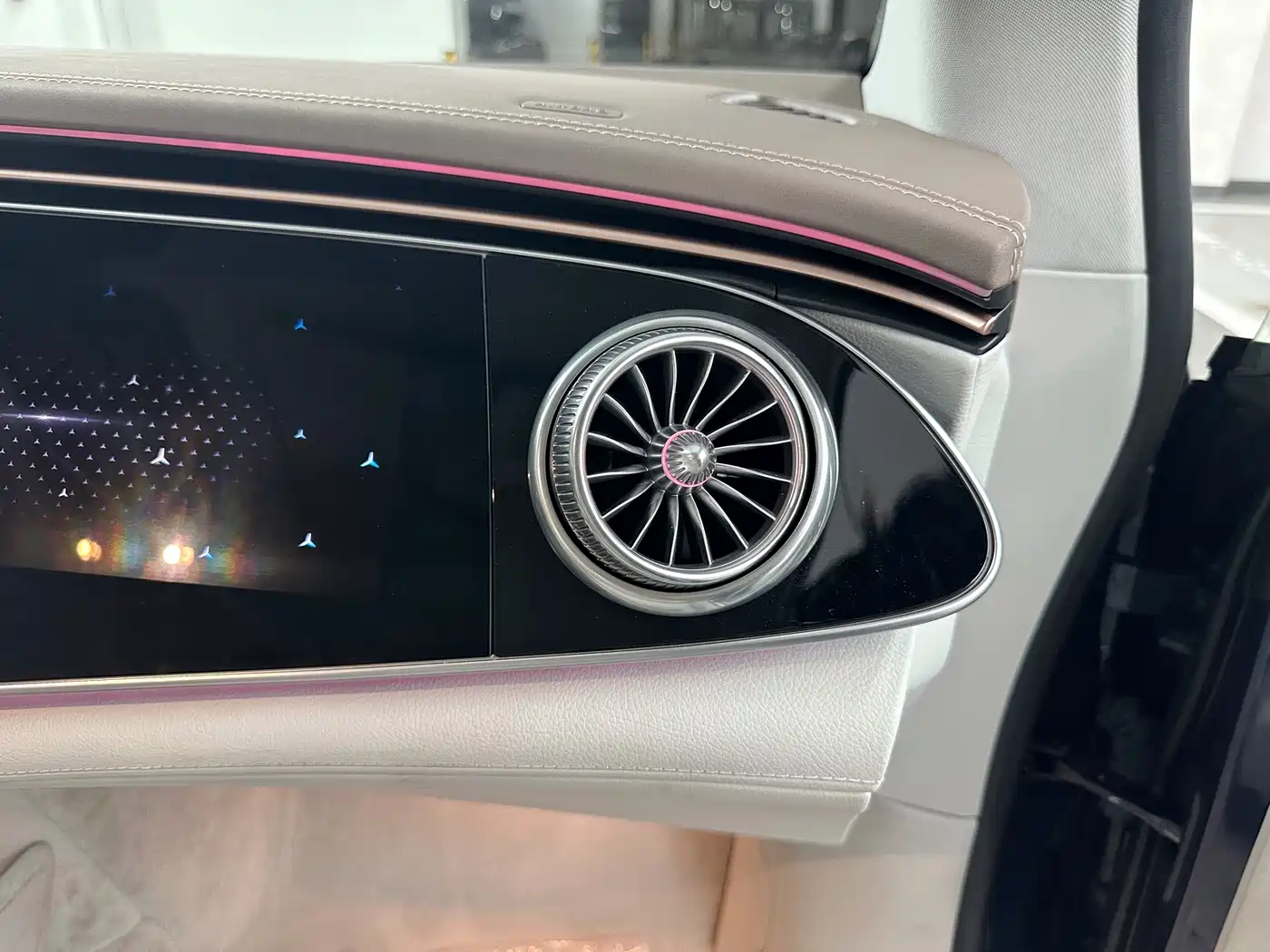 Mercedes-Benz EQS 2023 450+ Pioneer Edition фото 20