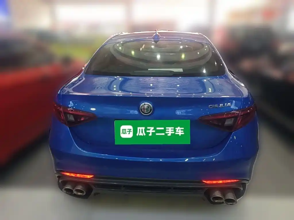 Alfa Romeo Giulia 2019 2017 2.0T 200HP Elite Edition