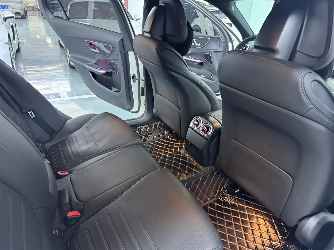 Mercedes-Benz C-Class 2024 C 260 L Sport фото 16