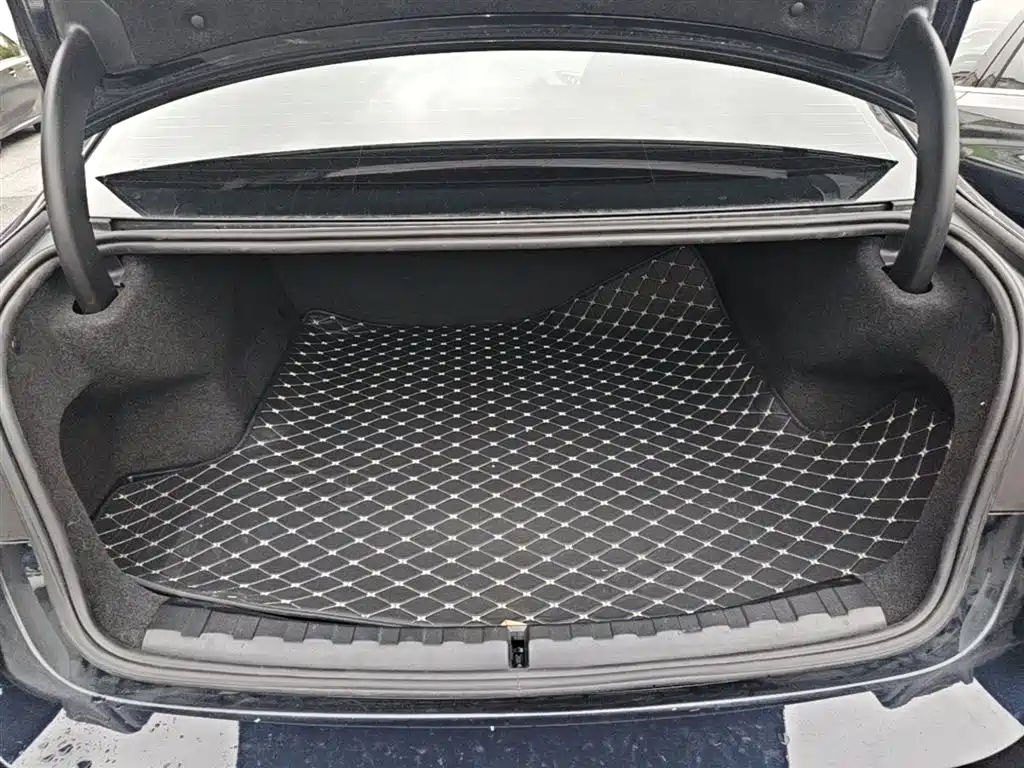 BMW i3 2025 eDrive 35 L фото 15