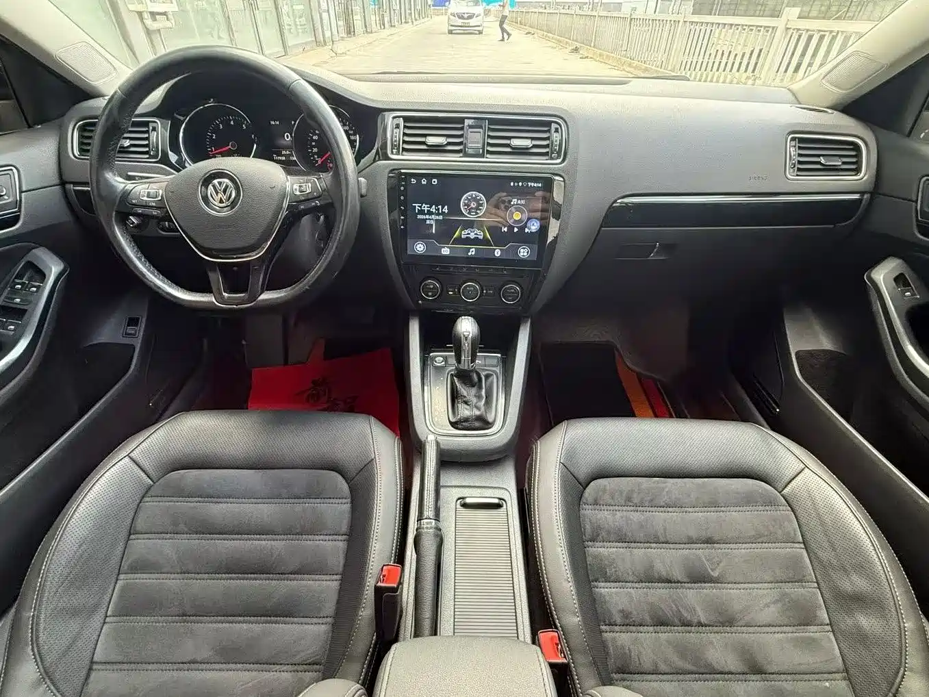 Volkswagen Sagitar 2018 280TSI DSG Luxury фото 8