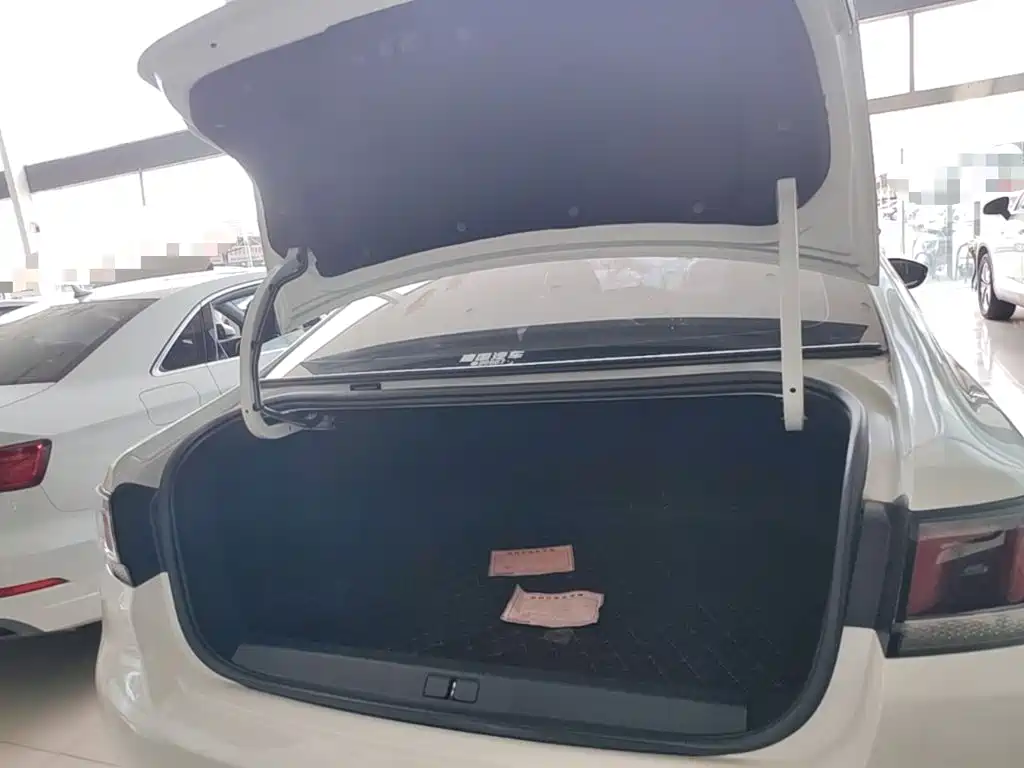 Peugeot 308 2018 2018 1.6L Auto Luxury Edition
