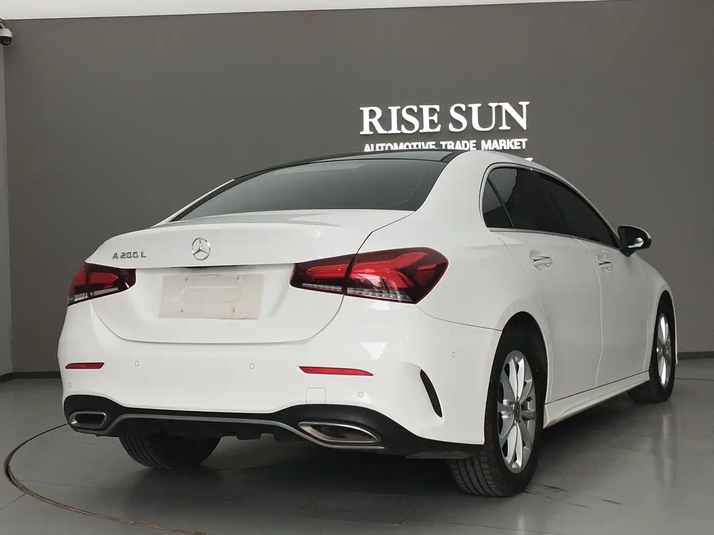 Mercedes-Benz A-Class 2021 A 200 L Sport Sedan Fashion Edition фото 6