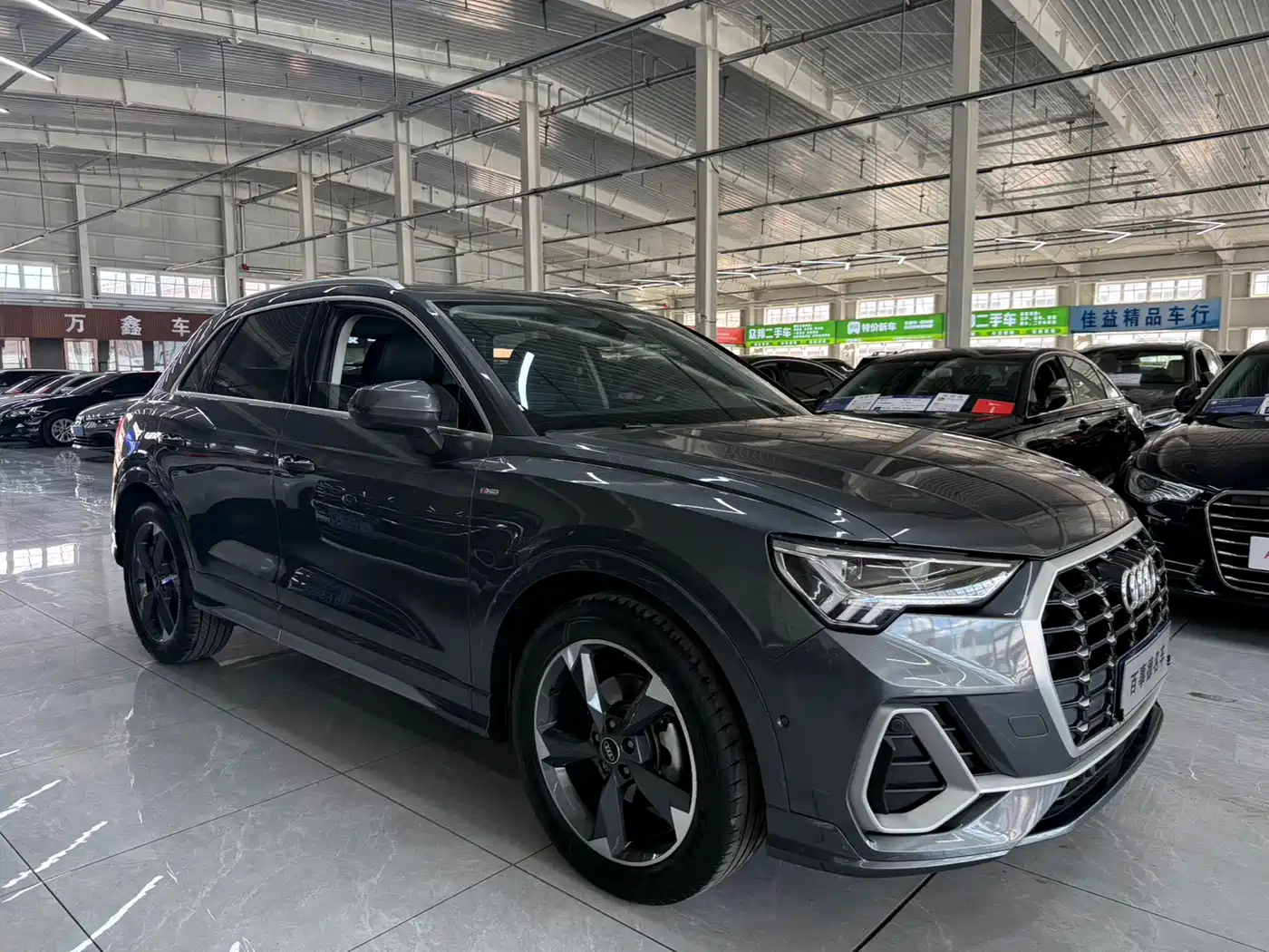 Audi Q3 2023 35 TFSI Fashion Dynamic (1.4T) фото 3