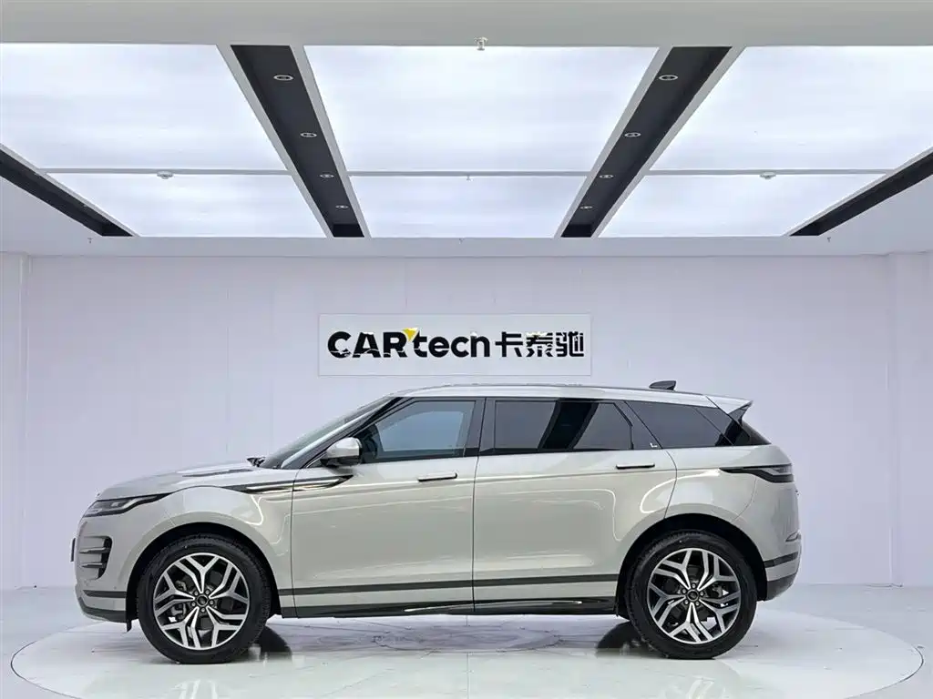 Land Rover Range Rover Evoque 2023 Range Rover Evoque L 249PS Luxury Edition фото 2