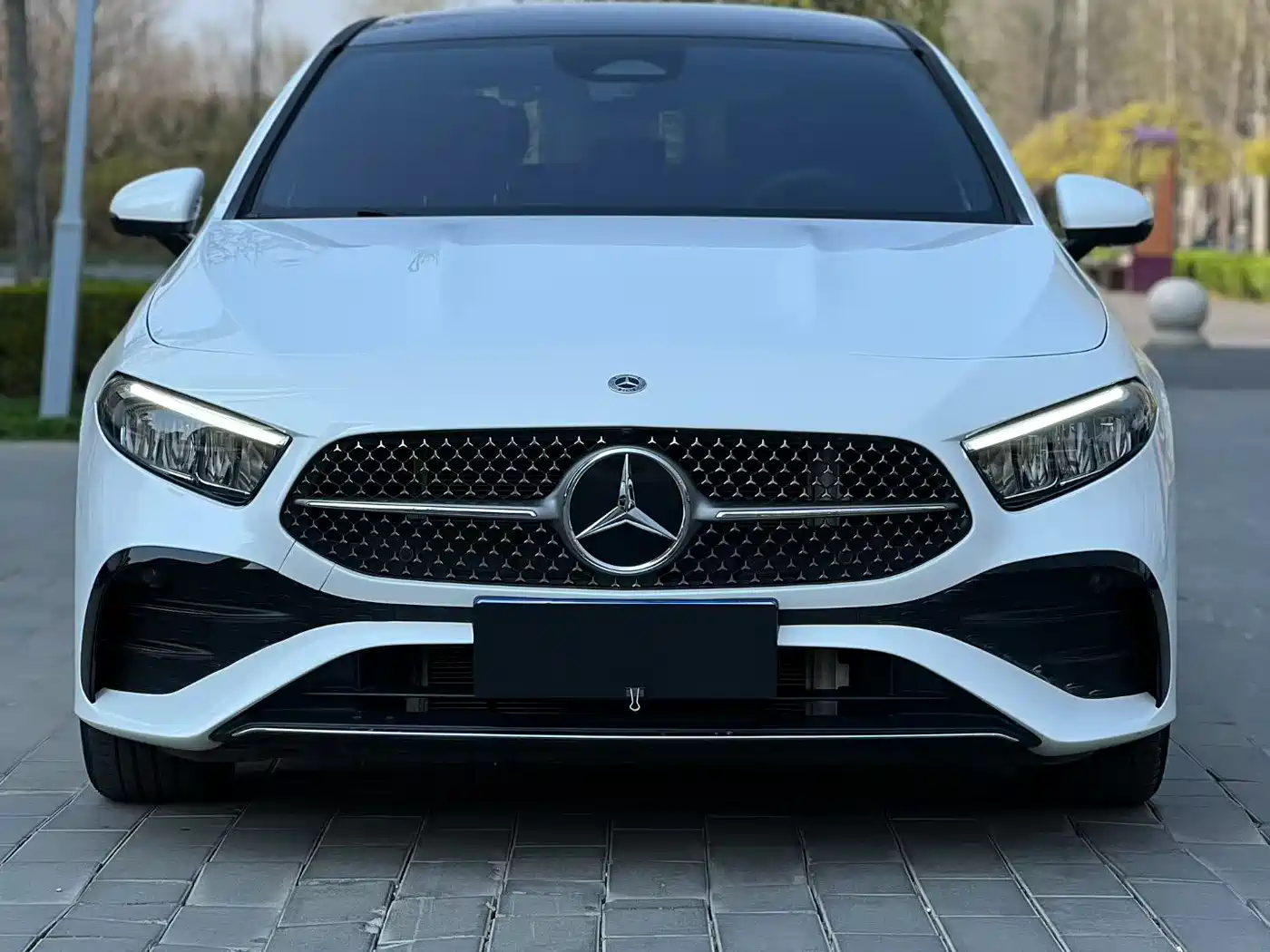 Mercedes-Benz A-Class 2023 A 200 L Fashion фото 2