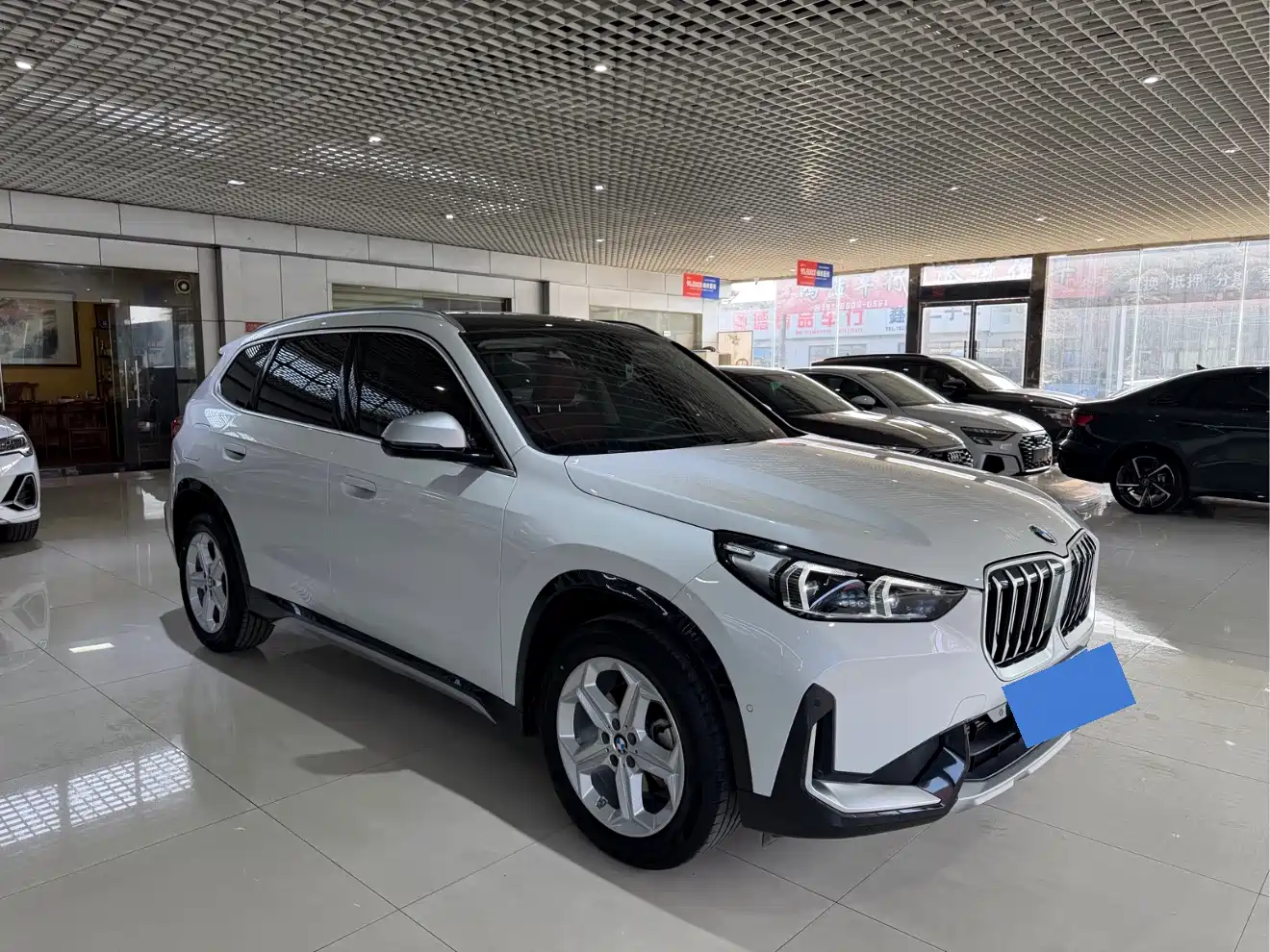 BMW X1 2023 sDrive20Li X Design Package фото 3