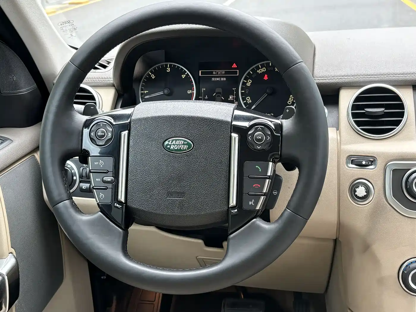 Land Rover Discovery 2013 3.0 SDV6 Black Premium Limited Edition фото 11