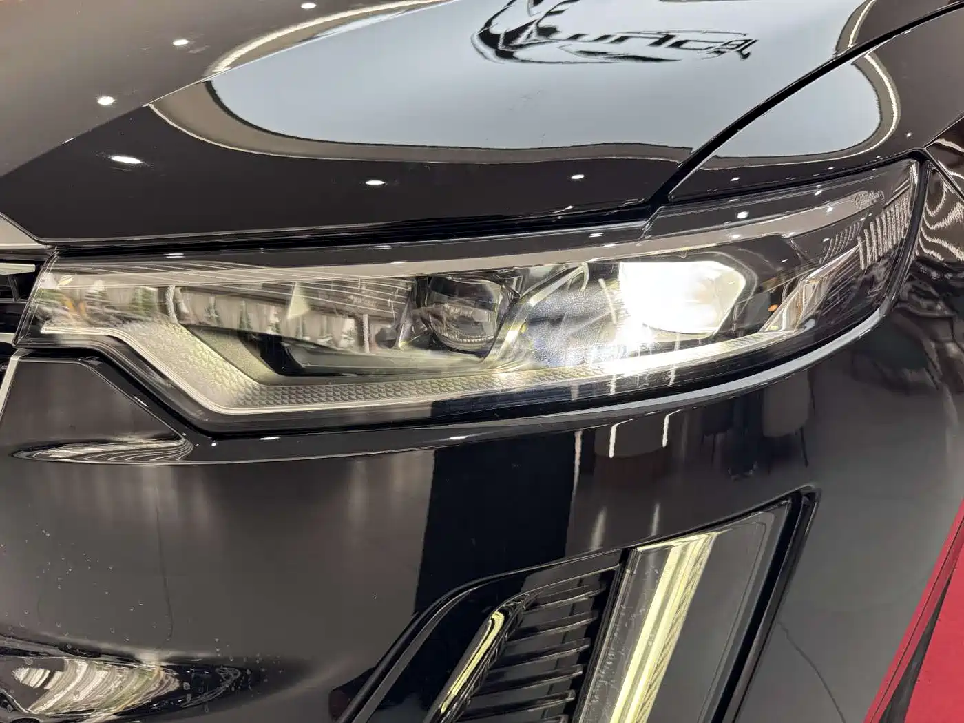 Cadillac XT6 2022 2.0T 6-Seater 4WD Luxury Edition фото 36