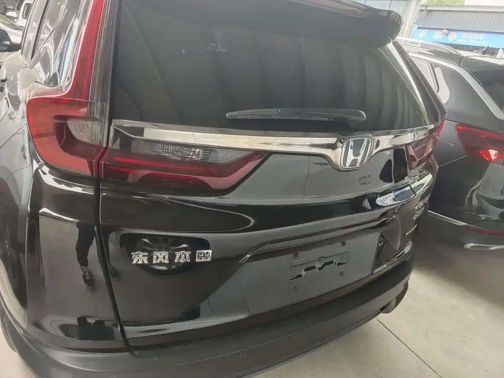 Фото 14 - Honda CR-V