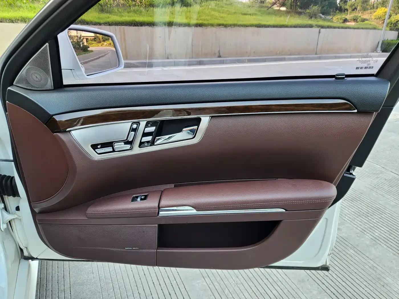 Mercedes-Benz S-Class 2012 S 300 L Business Grand Edition фото 9