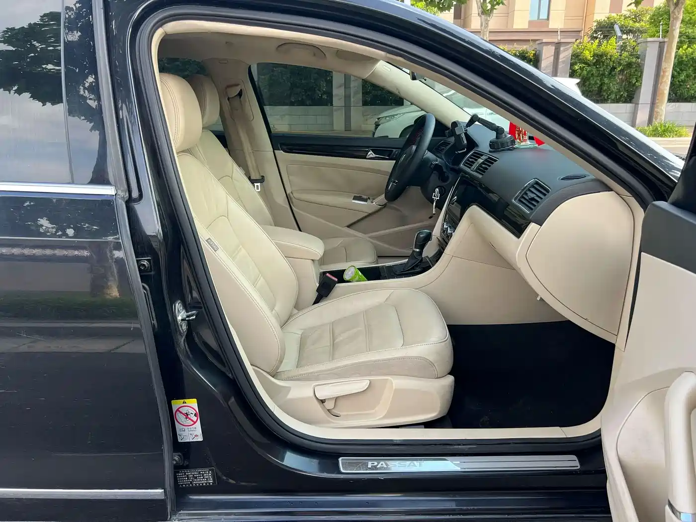 Volkswagen Passat 2011 1.8TSI DSG Honor Edition фото 16