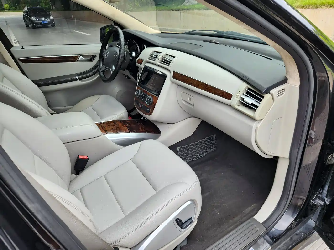 Mercedes-Benz R-Class 2011 R 350 L 4MATIC фото 8